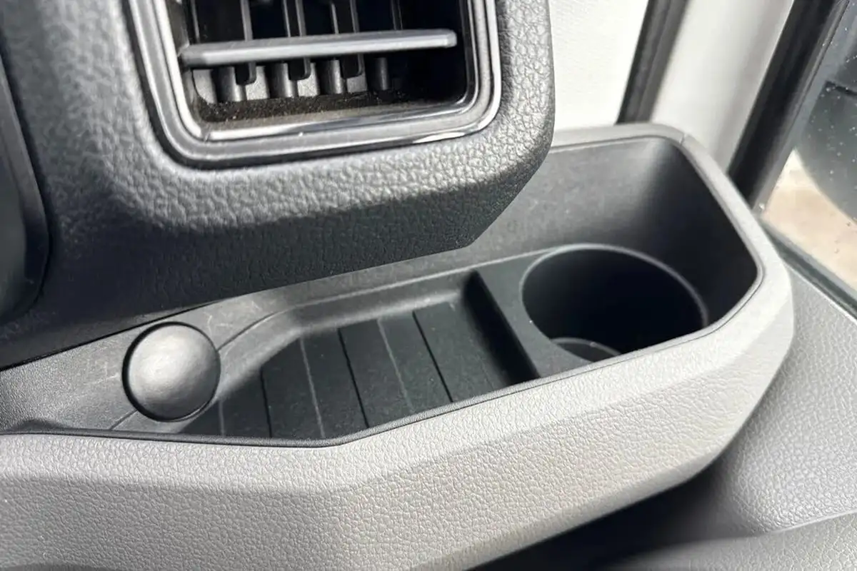2024-volkswagen-crafter-big-40