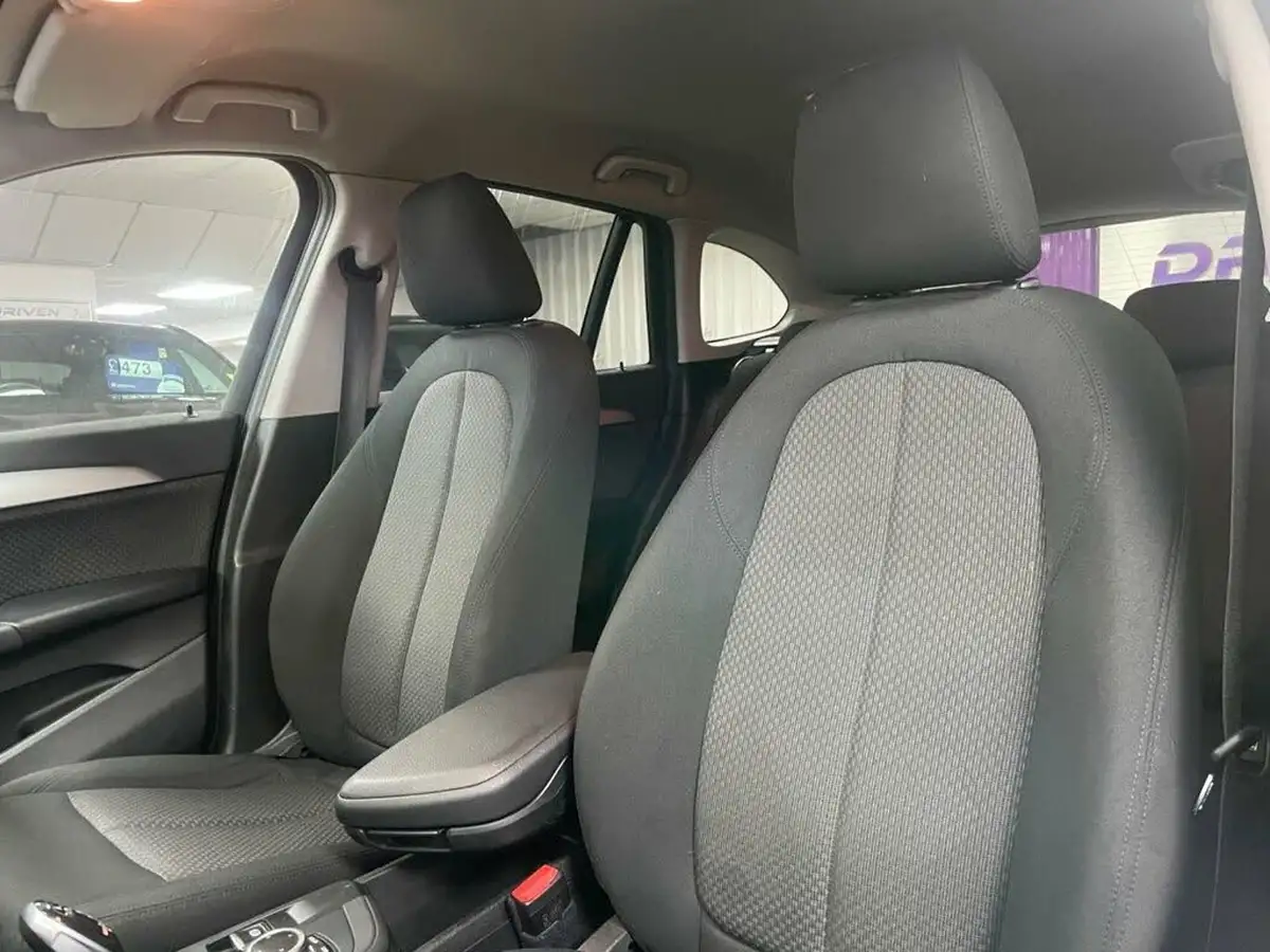 2019-bmw-x1-big-25