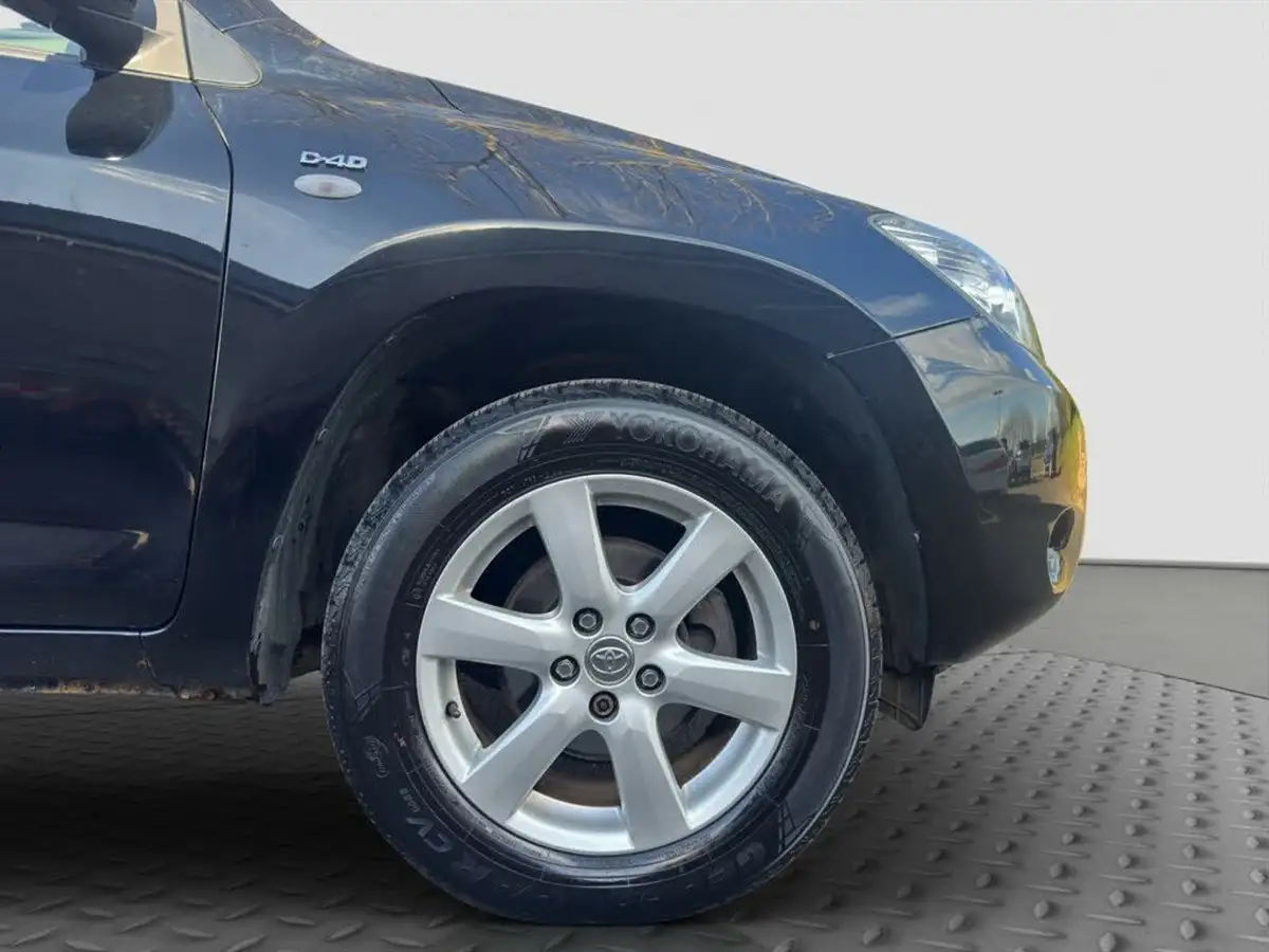 2009-toyota-rav4-22td-xt-r-22-d-4d-134bhp-big-29