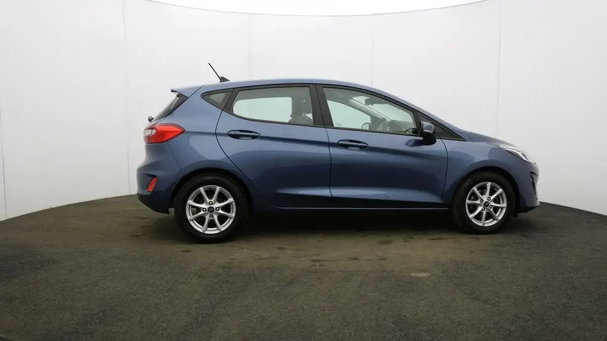 2019-ford-fiesta-10t-zetec-5d-big-44