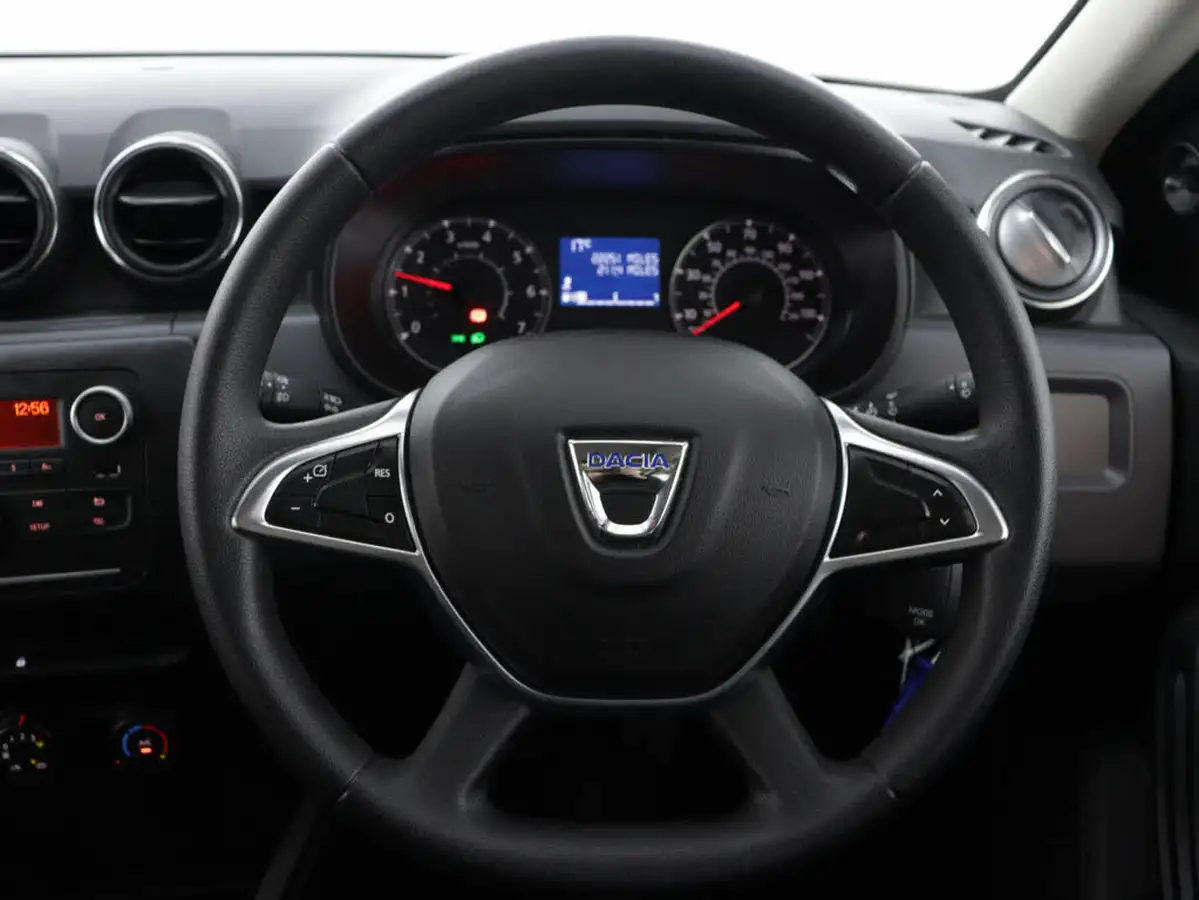 2021-dacia-duster-10-tce-essential-100bhp-ss-station-wagon-5d-big-11