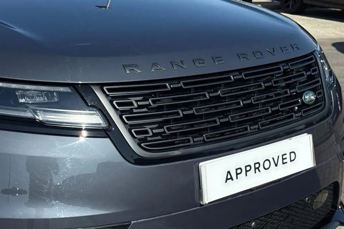 2023-land-rover-range-rover-velar-20-d200-dynamic-se-big-24
