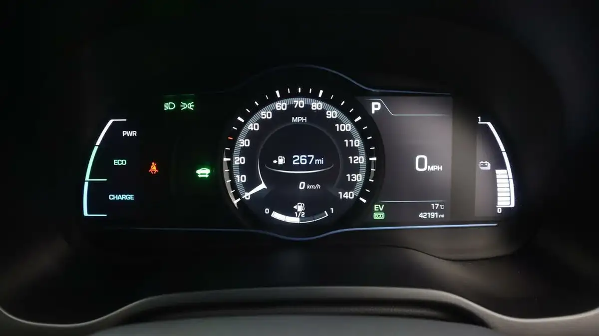 2019-hyundai-ioniq-16-gdi-premium-hybrid-big-10