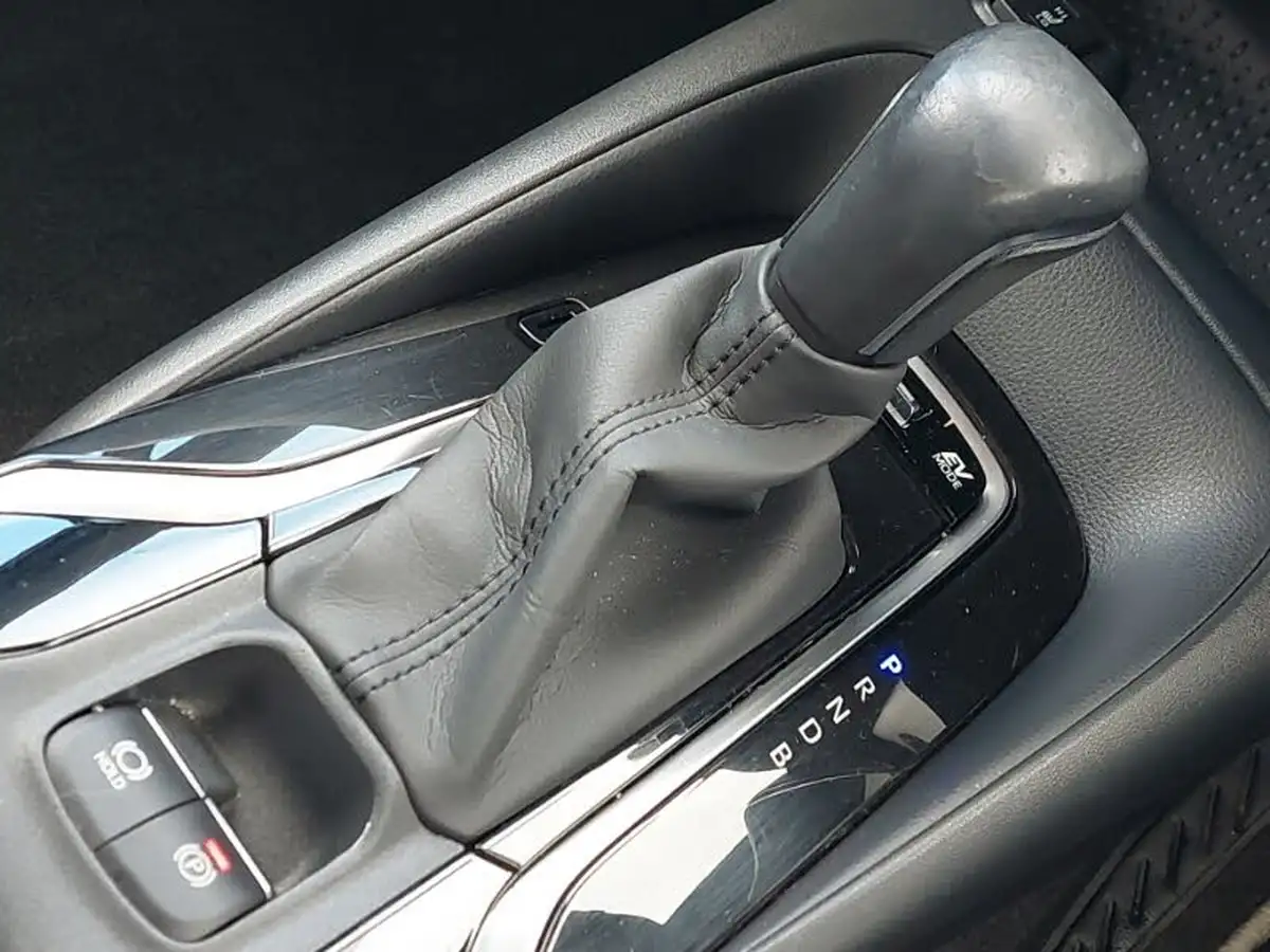 2021-toyota-corolla-18-vvt-i-icon-trk-hatchback-5d-big-10