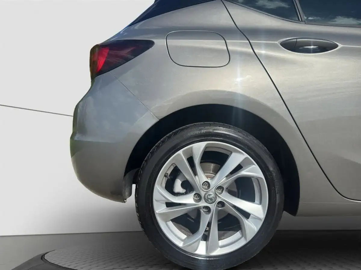 2016-vauxhall-astra-14i-16v-turbo-sri-nav-150ps-hatchback-big-20