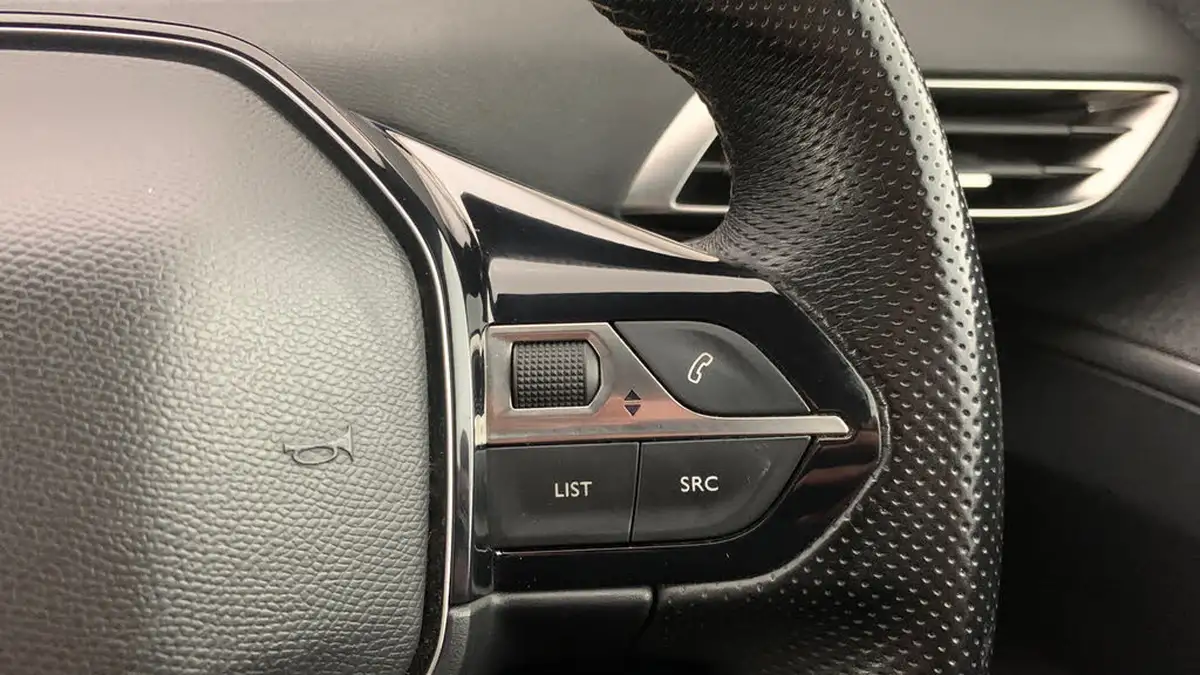 2020-peugeot-3008-suv-15-bluehdi-gt-line-premium-big-17