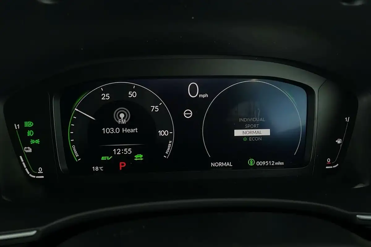 2023-honda-civic-20-i-mmd-advance-big-32