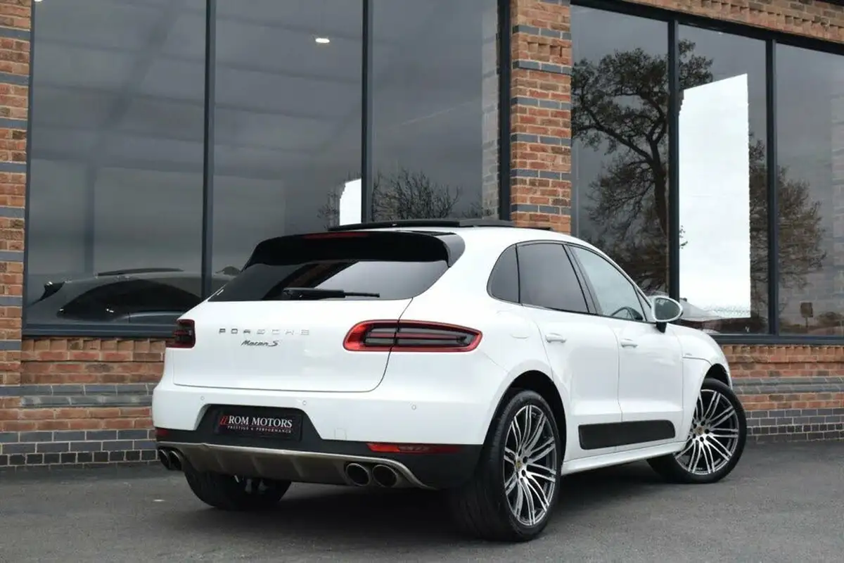 2014-porsche-macan-30td-s-big-1