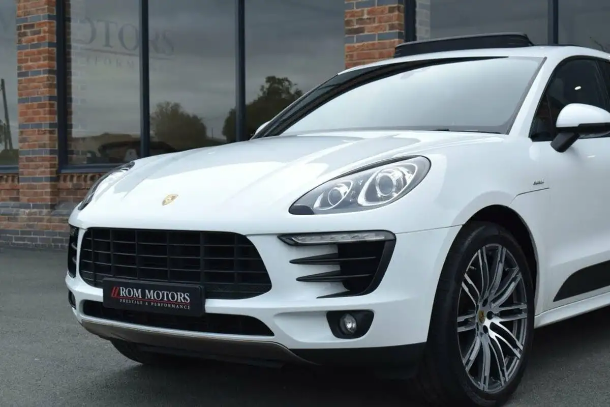 2014-porsche-macan-30td-s-big-53