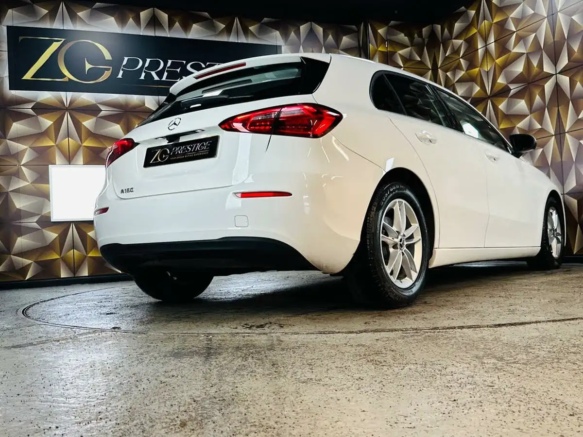 2019-mercedes-benz-a-class-big-26