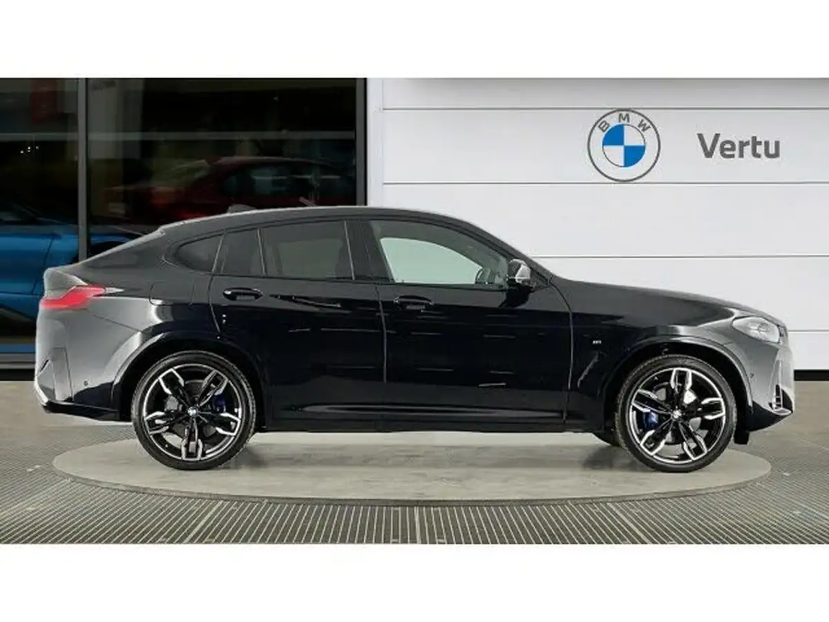 2022-bmw-x4-30td-m40d-big-2