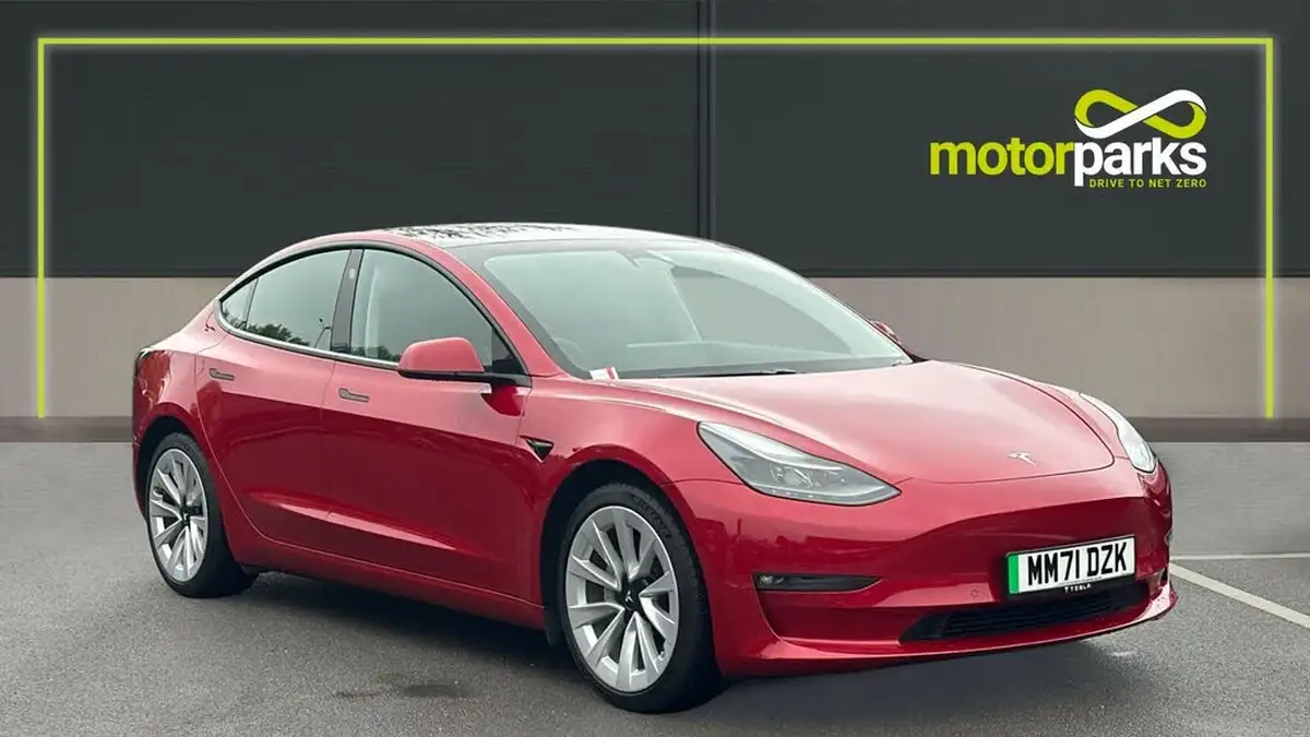 2022-tesla-model-3-e-long-range-big-0