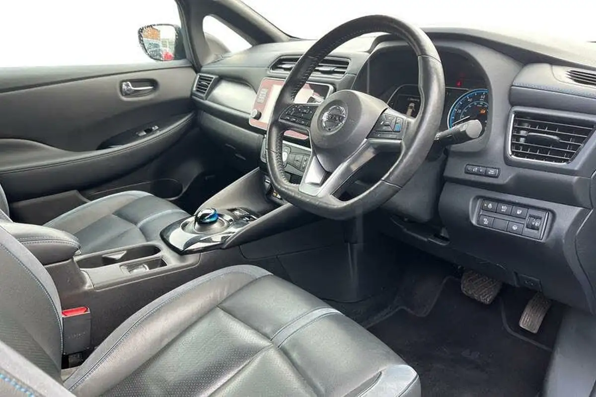 2021-nissan-leaf-e-e-tekna-spare-wheel-big-8