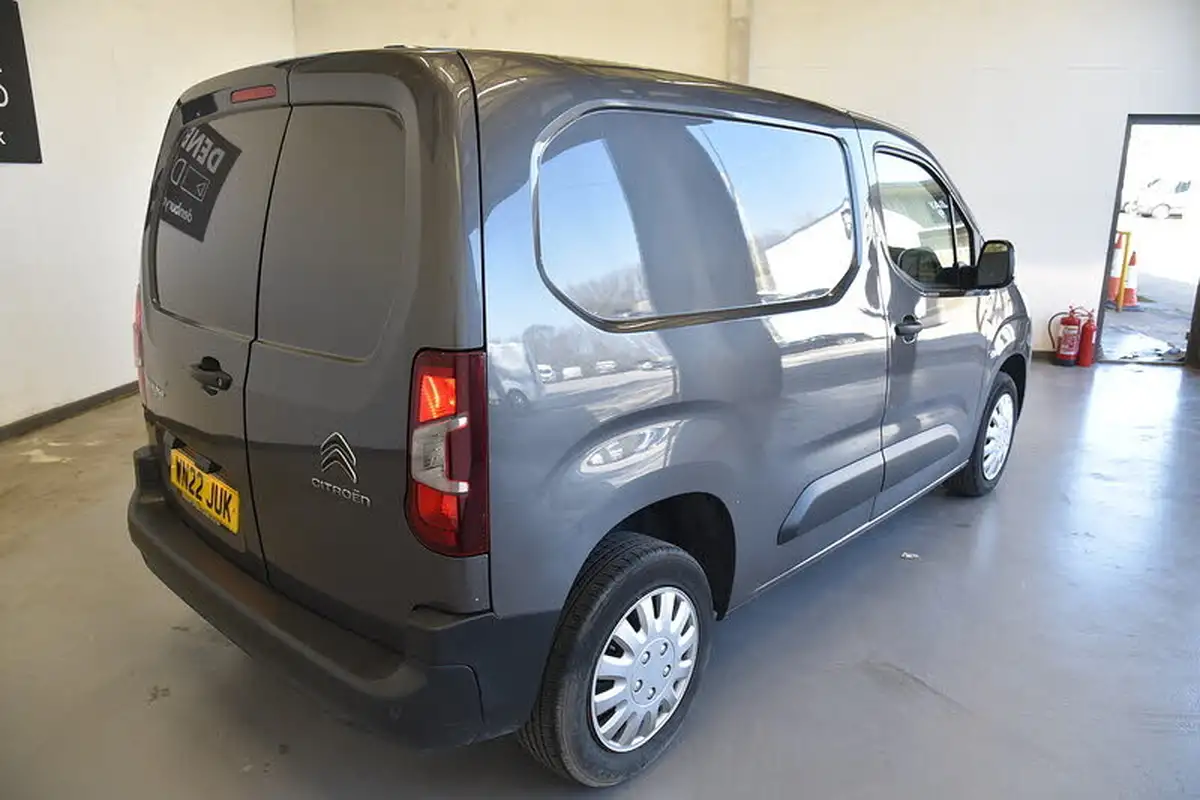 2022-citroen-berlingo-15bluehdi-1000-enterprise-pro-100pseu6d-big-3