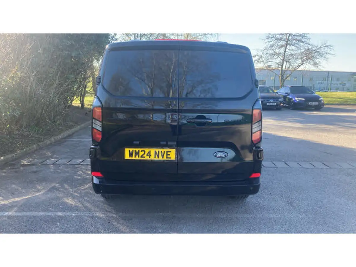2023-ford-transit-custom-20tdci-280-l1h1-limited-136pseu6e-panel-van-1996cc-big-10
