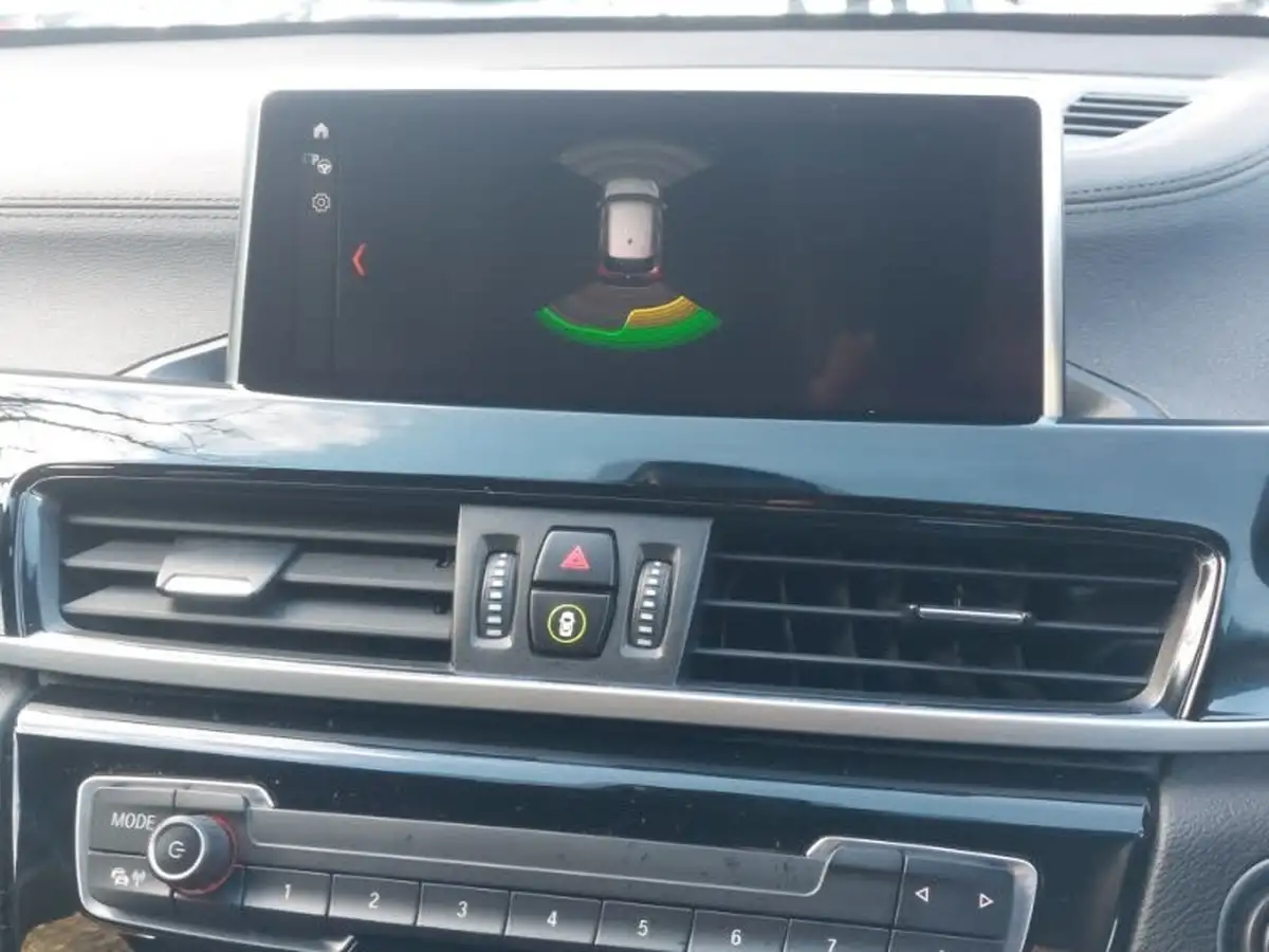 2021-bmw-x1-20-xdrive20i-xline-big-17