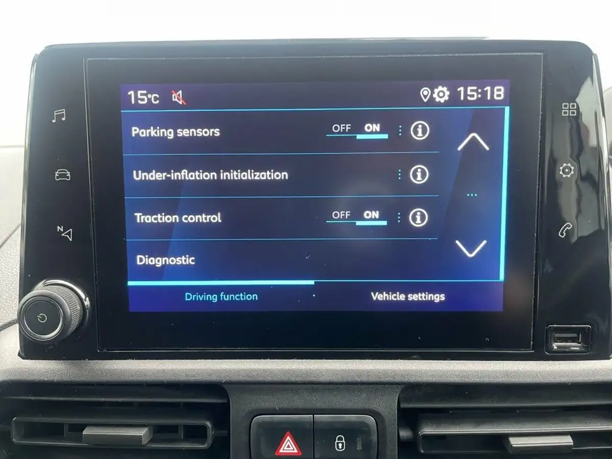 2021-peugeot-partner-15-bluehdi-950-professional-premium-100pseu6d-big-18