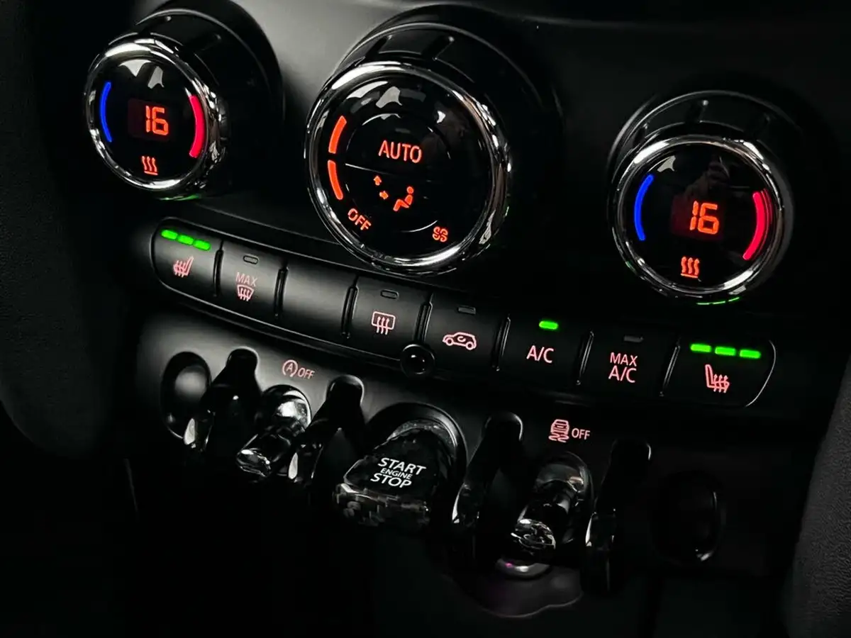 2017-mini-cooper-20-cooper-s-ss-hatchback-3d-sport-auto-big-26
