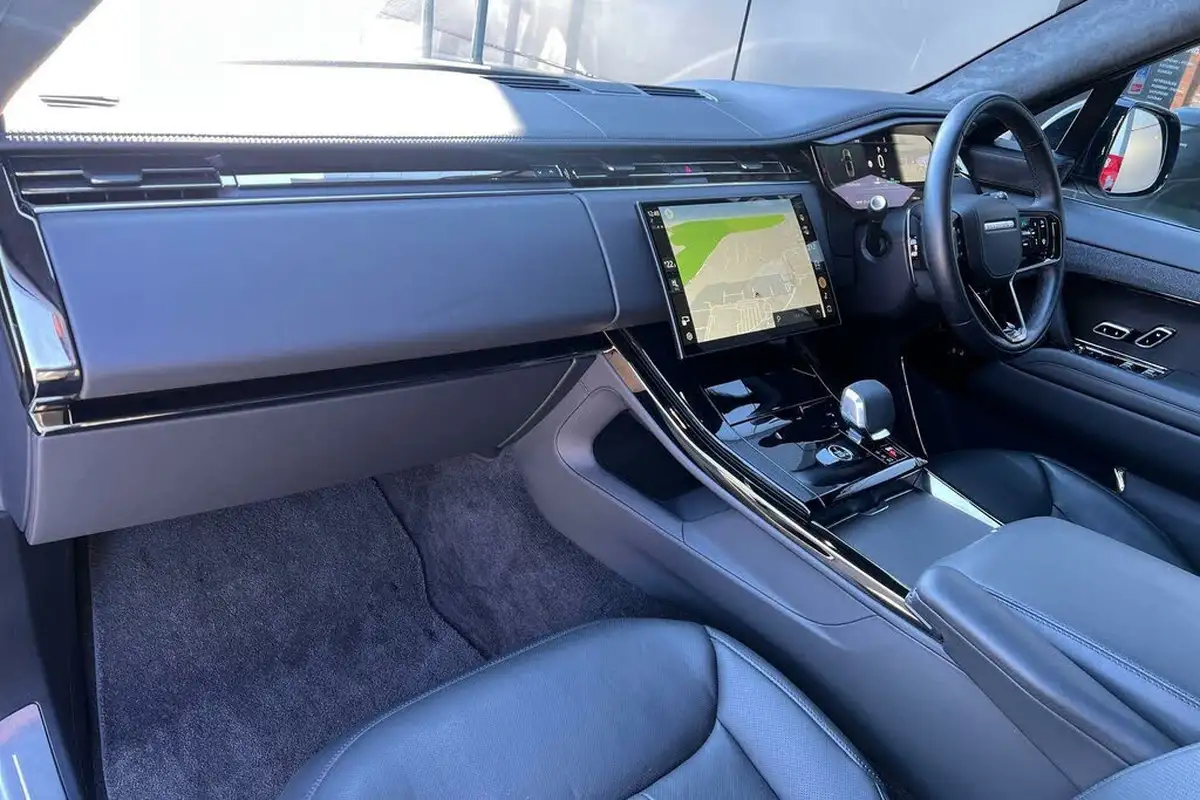 2024-land-rover-range-rover-sport-30-p460e-autobiography-big-42