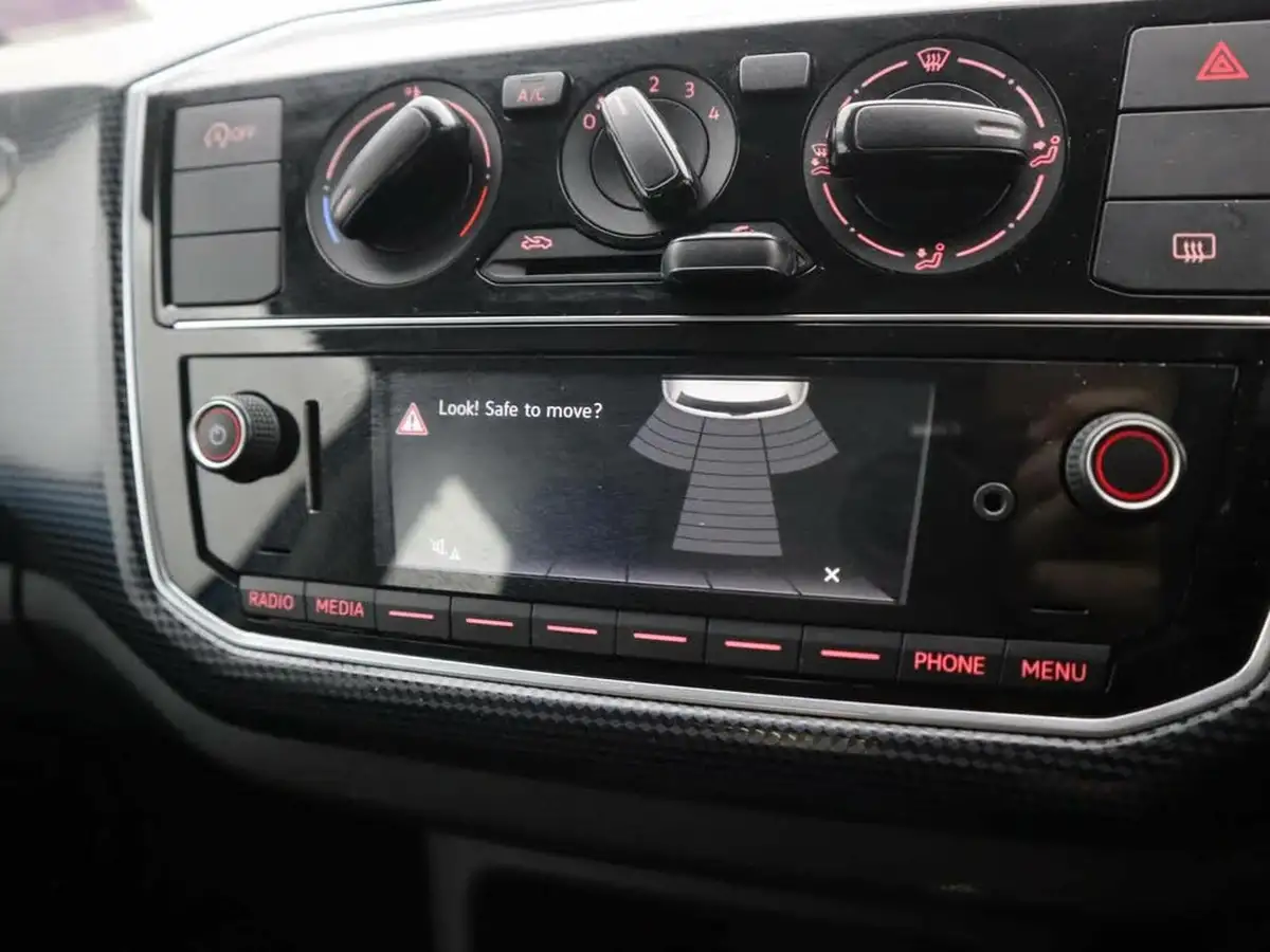 2019-volkswagen-up-10-move-up-ss-5d-big-27