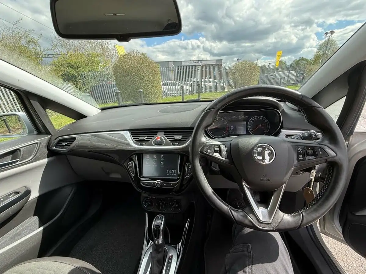 2016-vauxhall-corsa-14i-se-90ps-5d-1398cc-auto-big-39