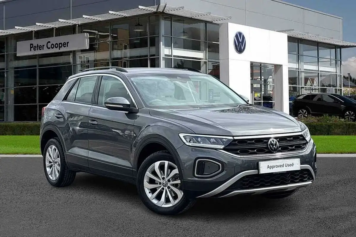 2023-volkswagen-t-roc-15-tsi-life-dsg-big-0