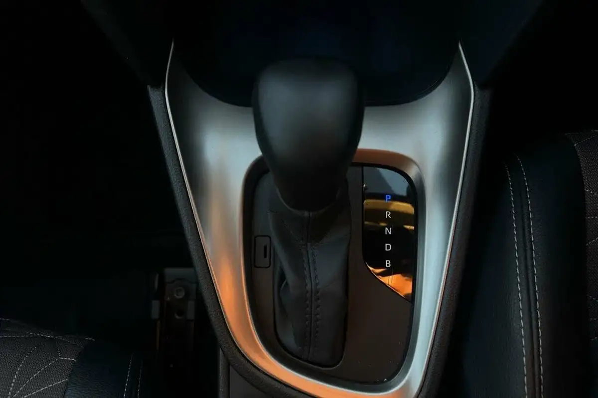 2023-toyota-yaris-cross-15-vvt-i-excel-awd-i-big-24