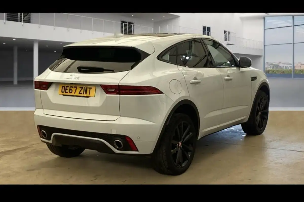 2018-jaguar-e-pace-20-i4d-r-dynamic-hse-240ps-ss-big-3