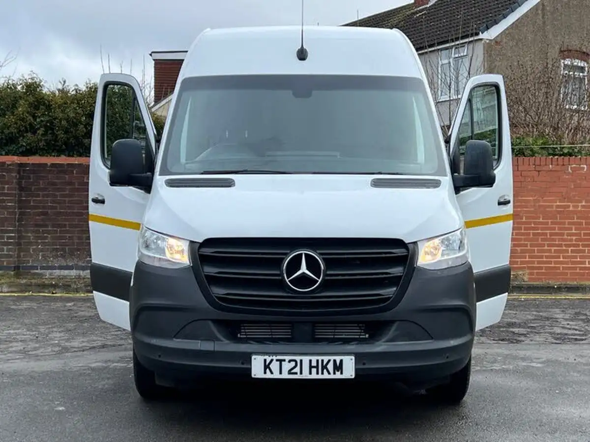 2021-mercedes-benz-sprinter-21cdi-314-l1h1-progressive-big-17