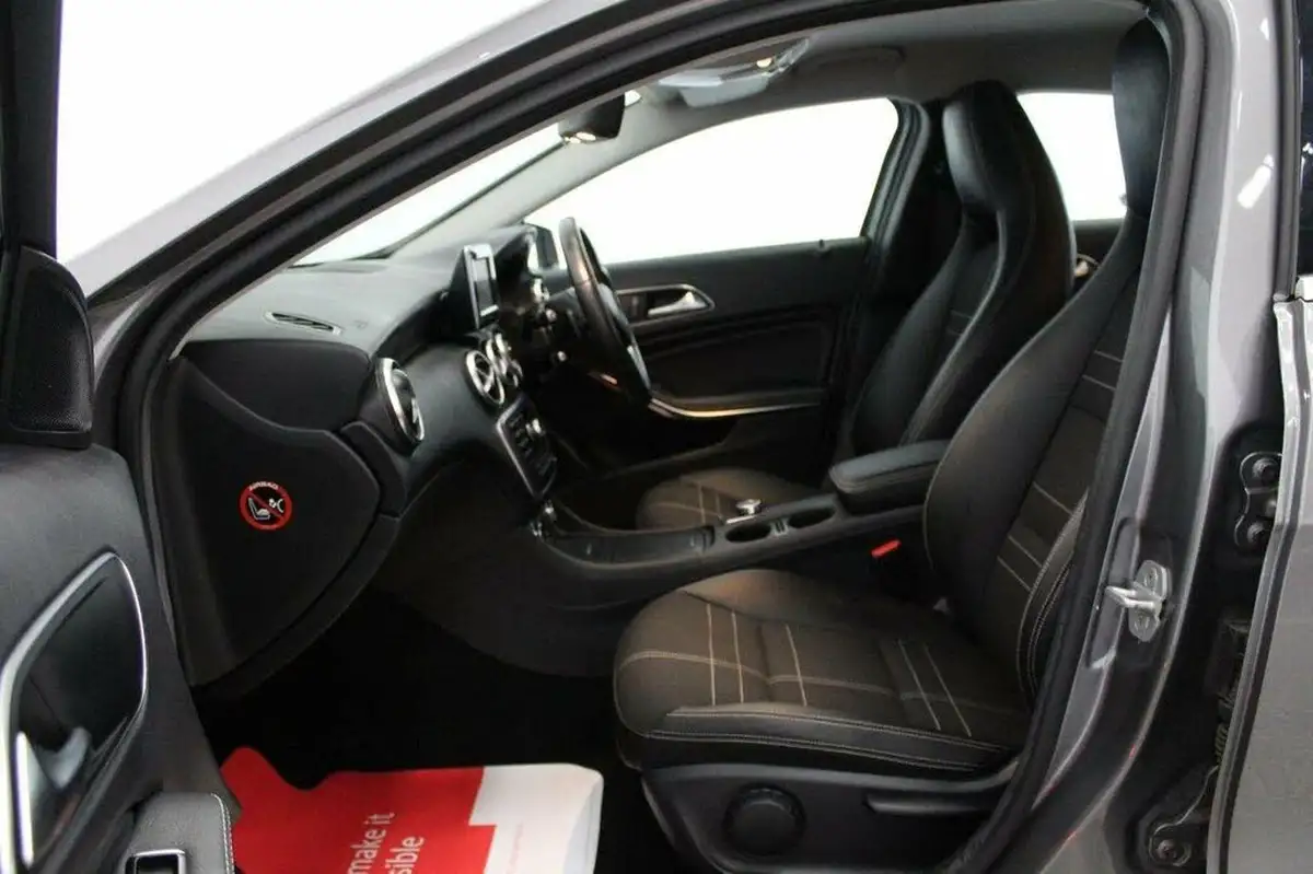 2015-mercedes-benz-a-class-15-cdi-a180-sport-109ps-7g-dct-big-39