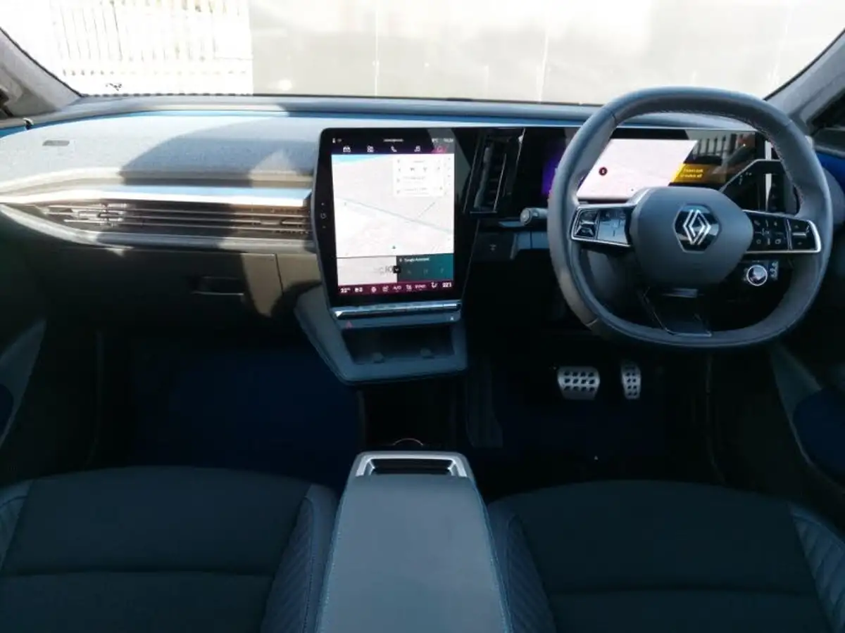 2024-renault-scenic-e-tech-e-esprit-alpine-big-2