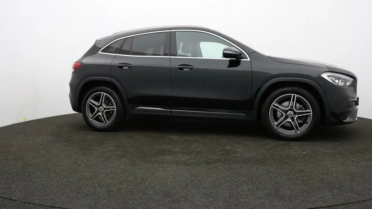 2021-mercedes-benz-gla-class-13-gla-180-amg-line-executive-1332cc-big-37