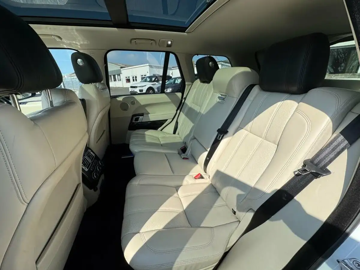 2014-land-rover-range-rover-44-sdv8-vogue-44sd-v8-339bhp-ss-big-33