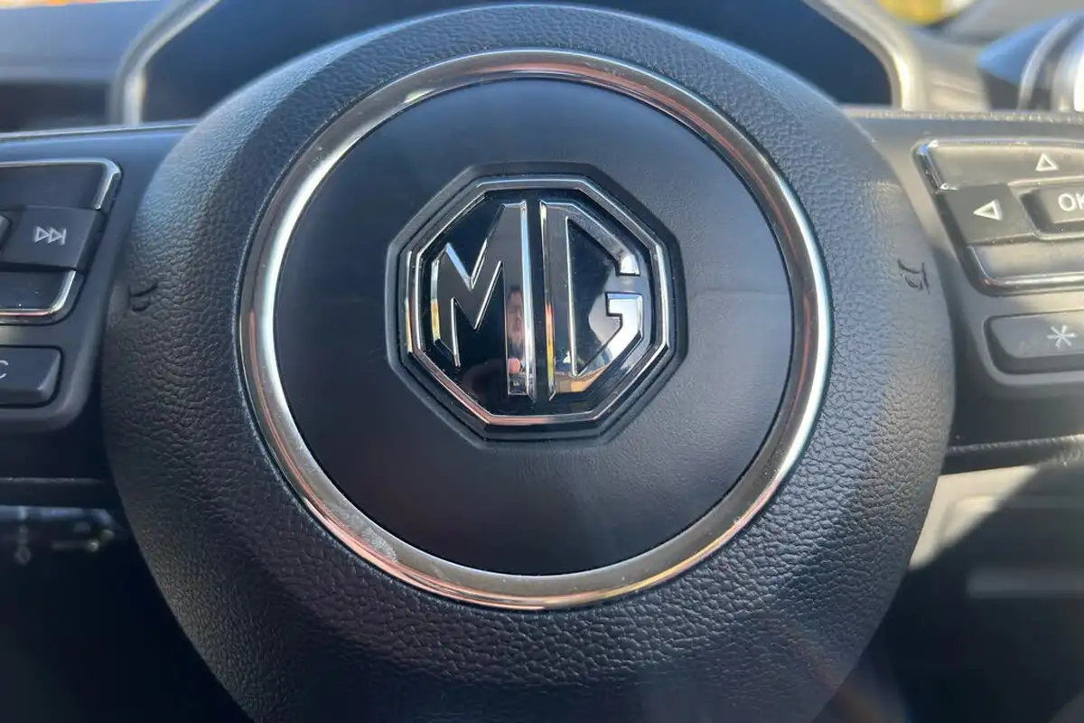 2024-mg-hs-15t-gdi-trophy-258ps-plug-in-hybrid-1490cc-auto-big-25