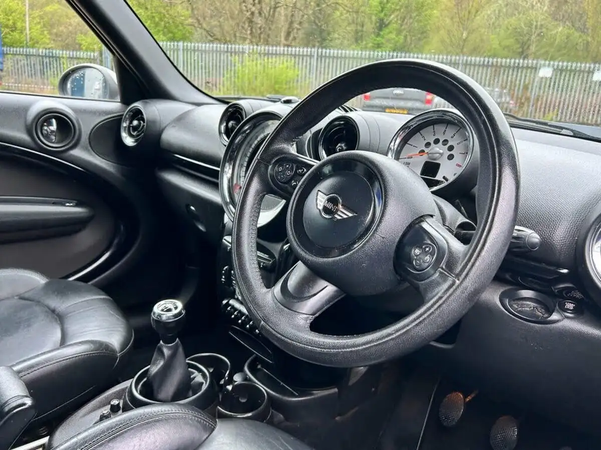 2013-mini-countryman-16-cooper-pepper-big-13