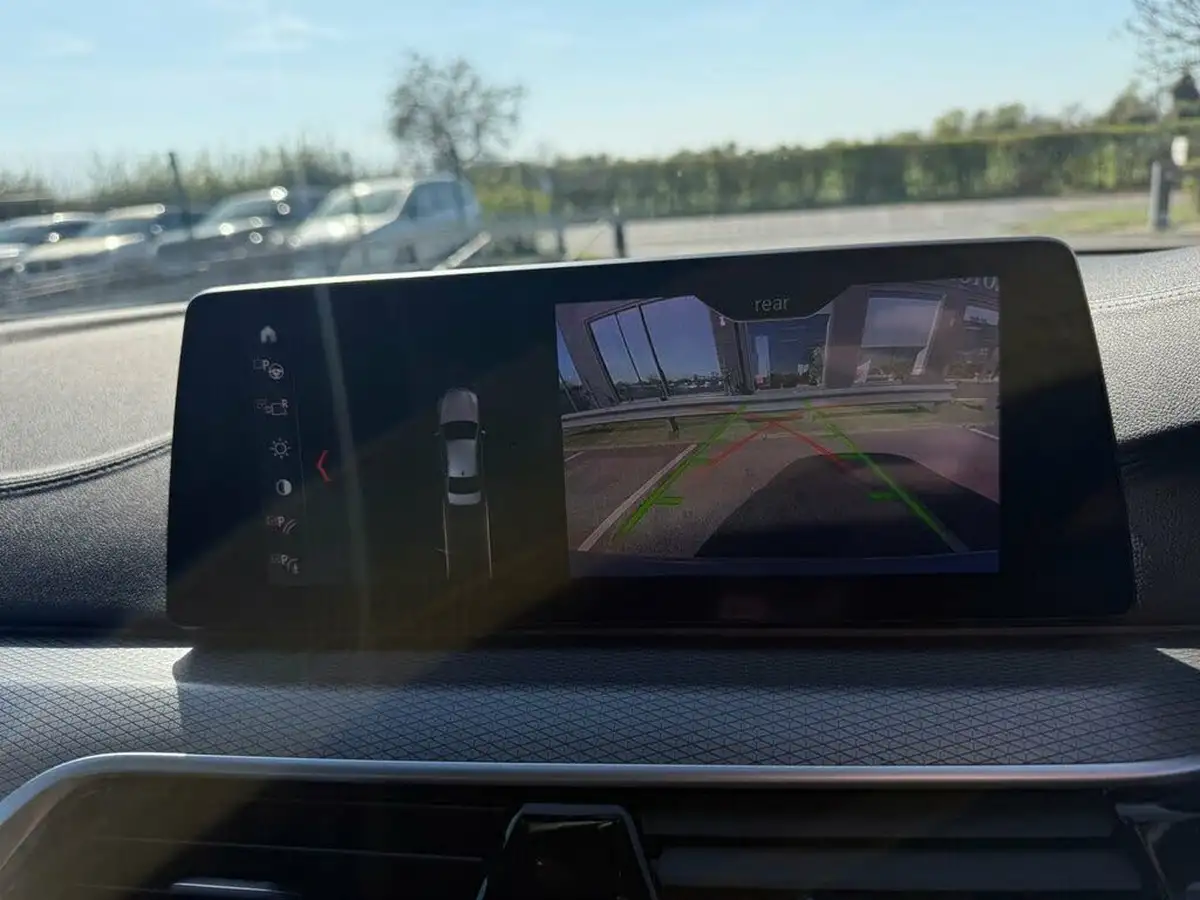 2018-bmw-5-series-20-530e-m-sport-big-12