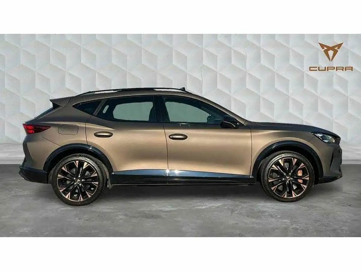 2024-cupra-formentor-15-e-hybrid-vz-first-edition-big-3