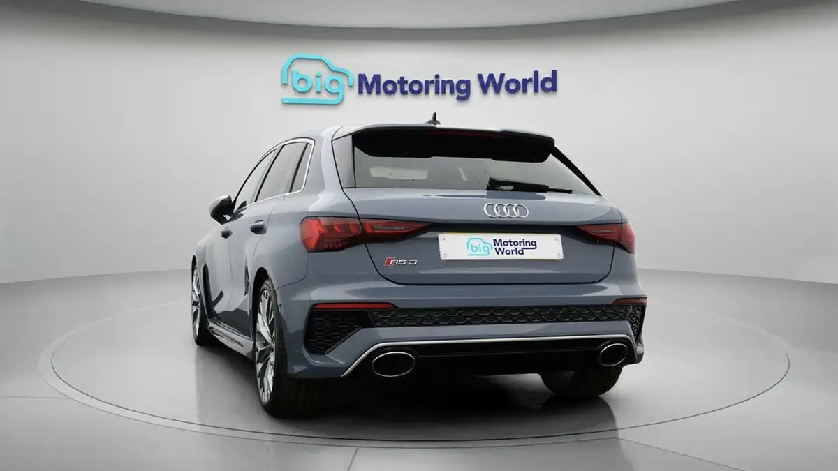 2022-audi-rs3-25-tfsi-sportback-5d-big-29