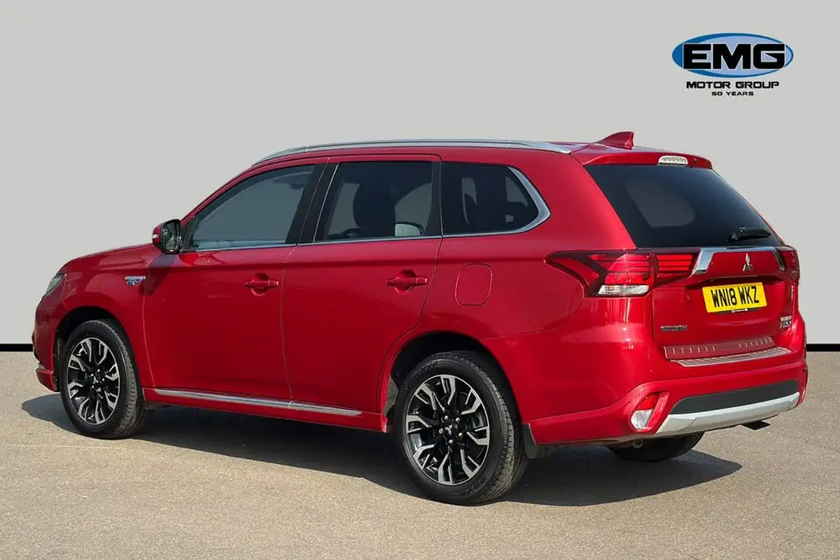 2018-mitsubishi-outlander-20-4h-phev-big-3