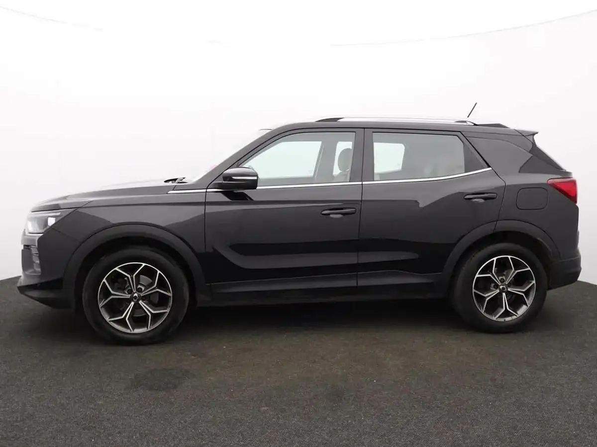 2023-kgm-ssangyong-korando-15-ventura-auto-big-3