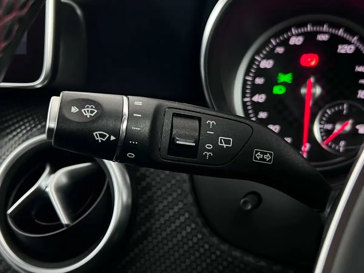 2016-mercedes-benz-a-class-21d-a200d-amg-line-136ps-premiumss-big-19