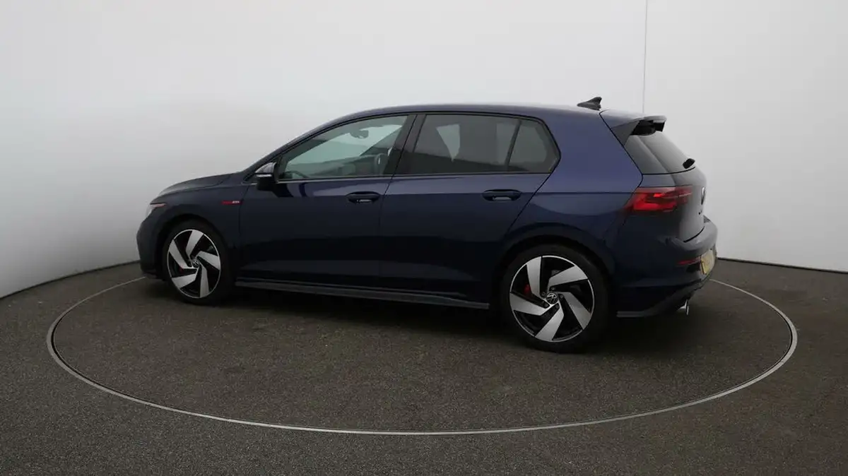 2022-volkswagen-golf-20-tsi-gti-dsg-big-40