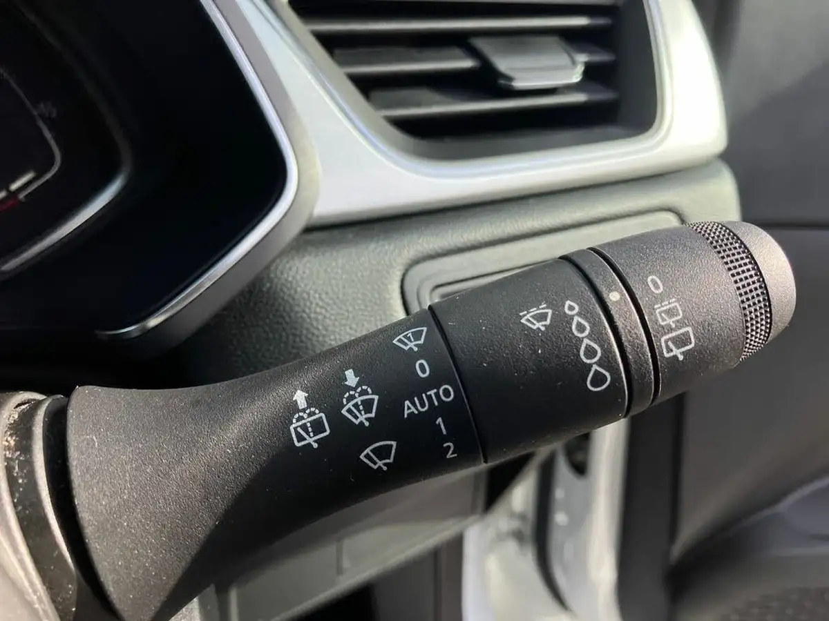 2022-renault-captur-13-tce-s-edition-edc-auto-big-35