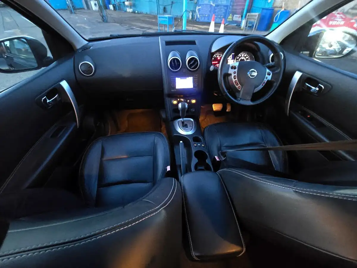 2010-nissan-qashqai-20-tekna-2wd-cvt-big-2