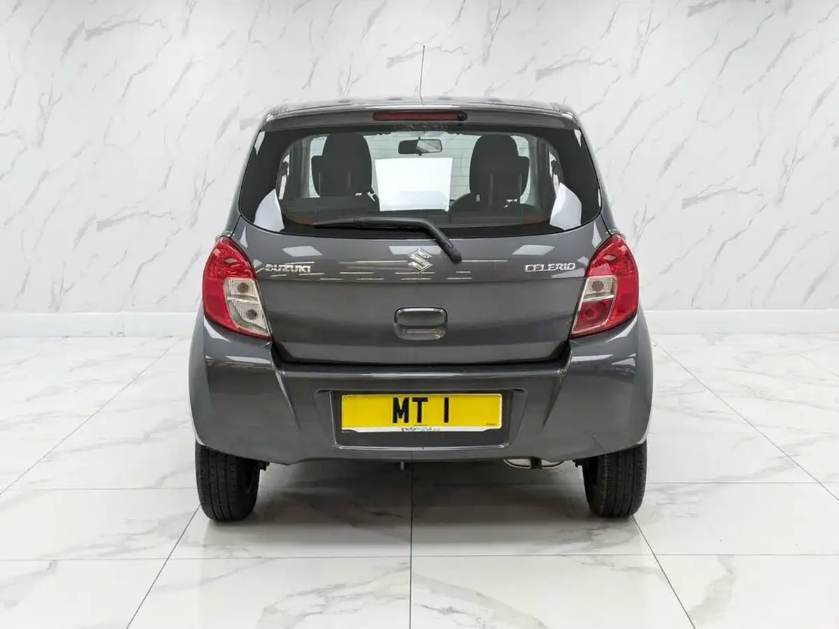 2018-suzuki-celerio-10-sz4-ags-big-7