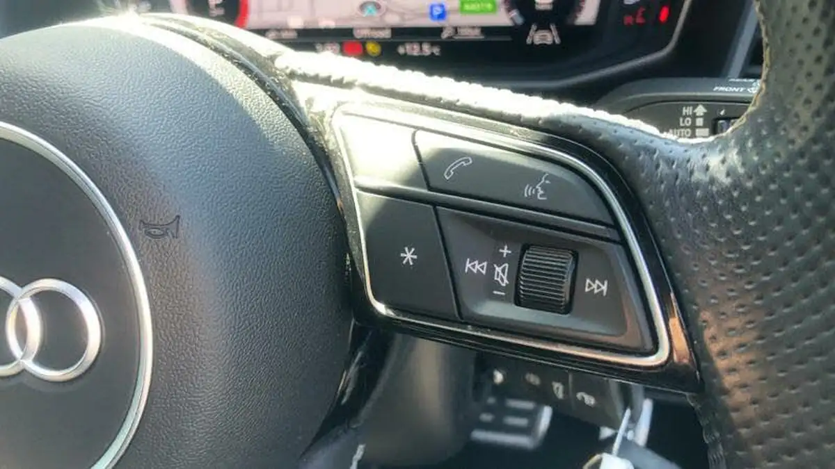 2021-audi-a1-10-30-tfsi-s-line-110ps-tronic-big-24