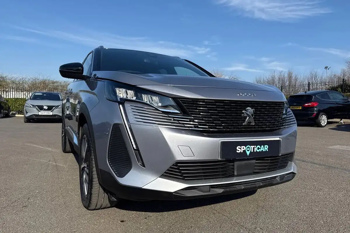 2024-peugeot-3008-suv-12-puretech-allure-136ps-hybrid-e-dsc6-big-7