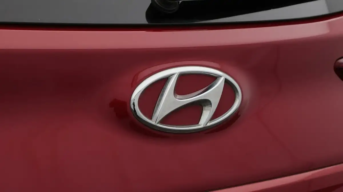2022-hyundai-kona-16-gdi-premium-big-21