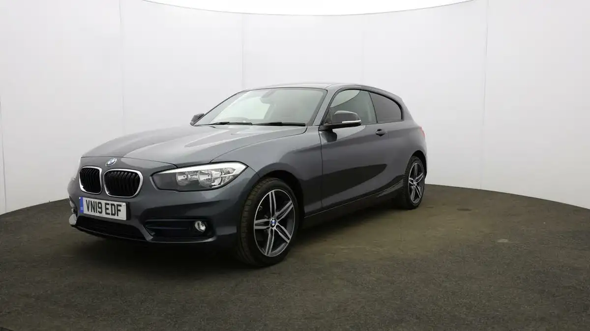 2018-bmw-1-series-15-118i-sport-3d-big-29
