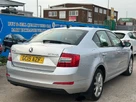 2015-skoda-octavia-16tdi-elegance-hatchback-dsg-small-7